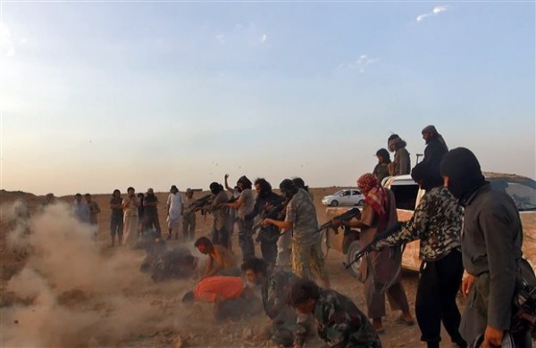Νέο βίντεο από το ISIS με εκτελέσεις και απειλές