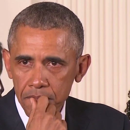 Δάκρυσε ο Ομπάμα – ΒΙΝΤΕΟ