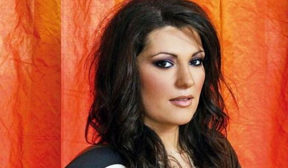 Η Ζαρίφη στο κρεβάτι μετά από hangover – ΦΩΤΟ