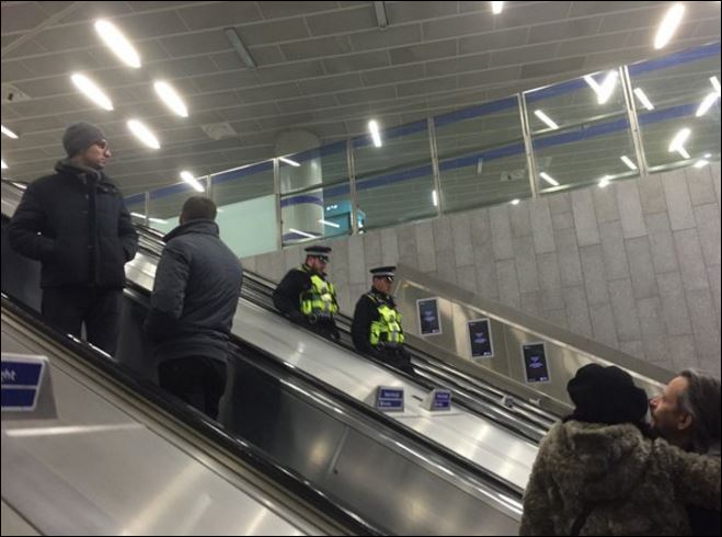 Εκκενώθηκε σταθμός του μετρό στο Λονδίνο – ΤΩΡΑ