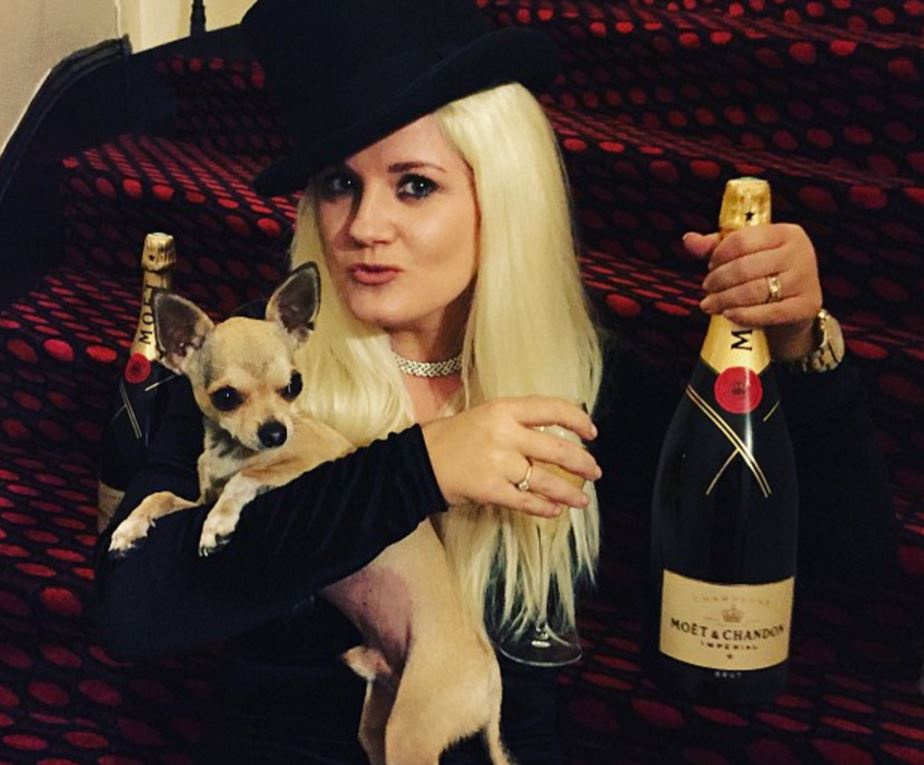 Η νοικοκυρά που ξόδεψε 10.000 λίρες την παραμονή της Πρωτοχρονιάς – ΦΩΤΟ