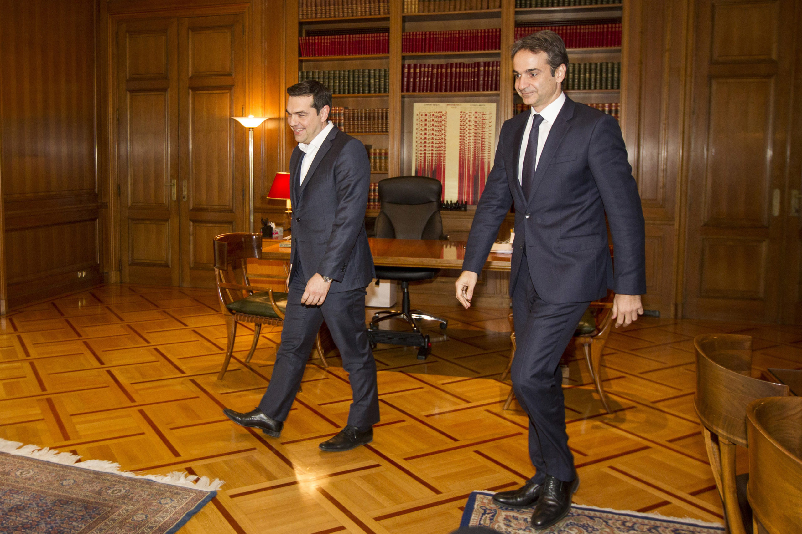 Ο Μητσοτάκης στον Τσίπρα: Να μιλήσουμε τη γλώσσα της αλήθειας