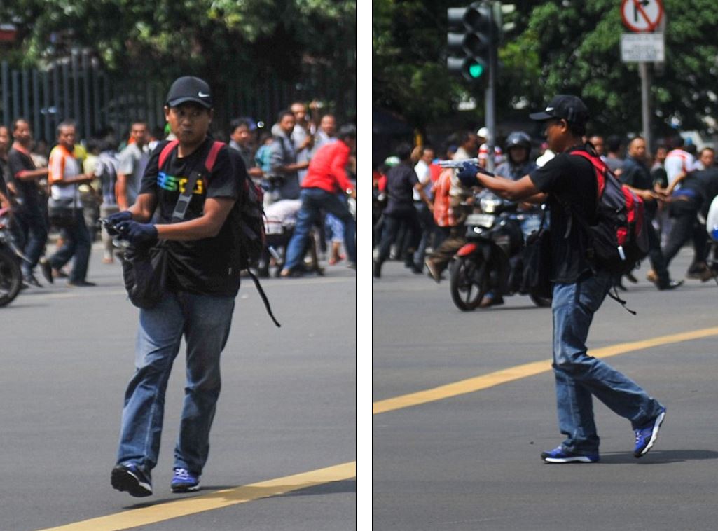 ΝΤΟΚΟΥΜΕΝΤΟ – Ο τρομοκράτης με το πιστόλι στο χέρι σκορπά τον πανικό στη Τζακάρτα – ΦΩΤΟ