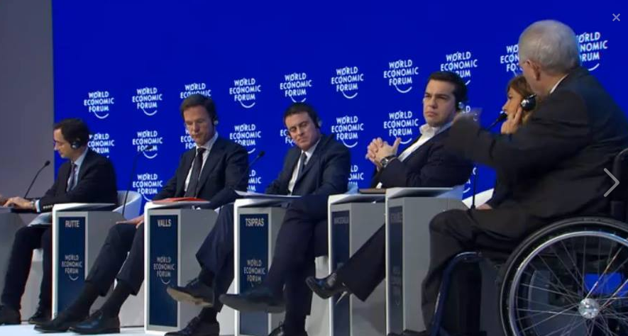 Το τετ α τετ Τσίπρα – Σόιμπλε μετά το πάνελ στο Νταβός – ΦΩΤΟ