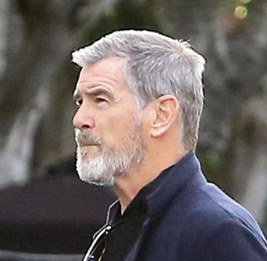 Ο Τζέιμς Μποντ… άσπρισε – ΦΩΤΟ