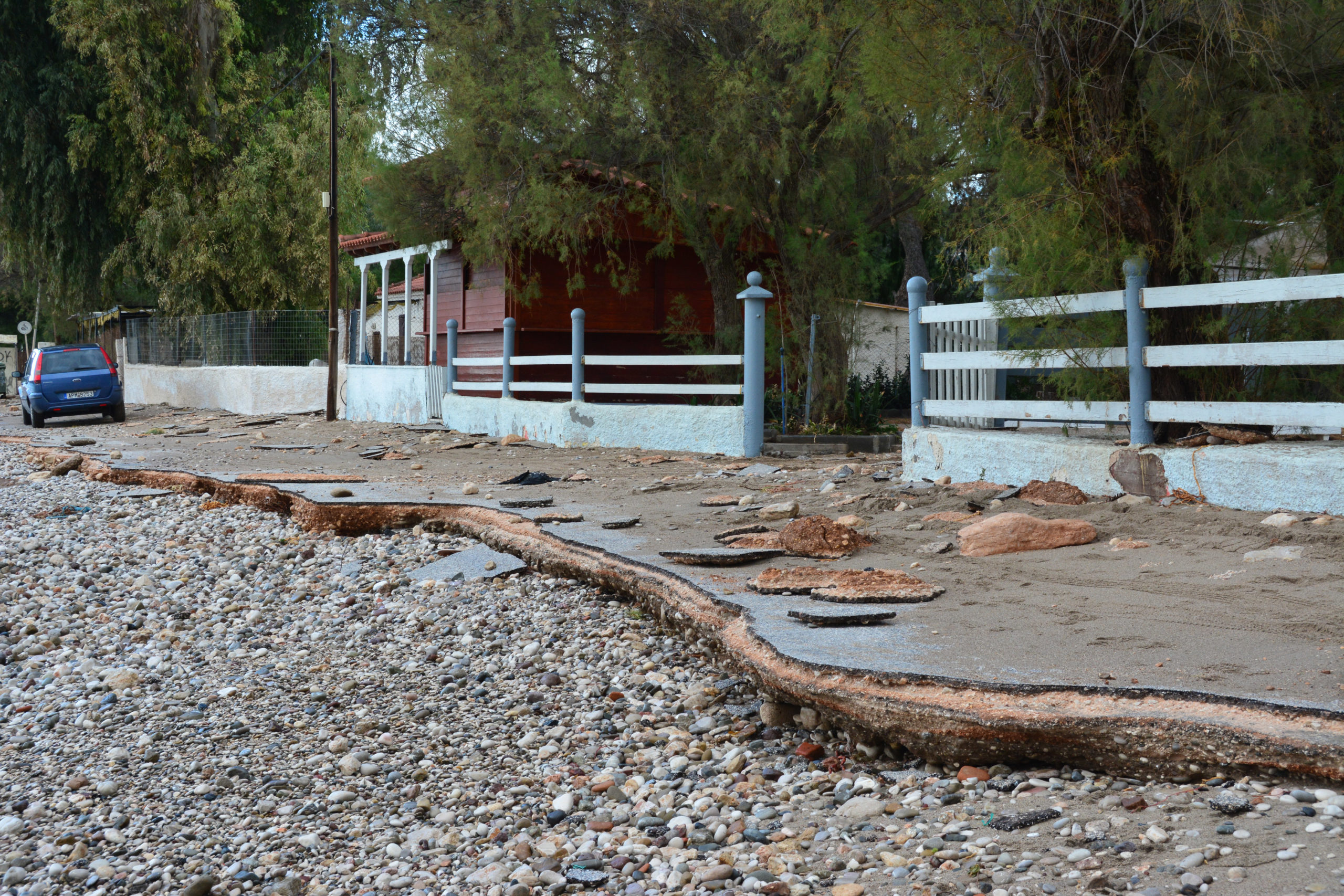 Καταστροφές σε παραλιακά χωριά της Αργολίδας – ΦΩΤΟ