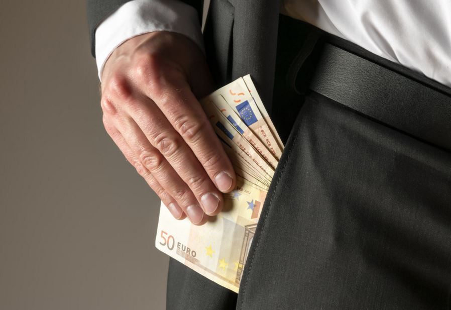 Δικογραφία για δωροληψία σε βάρος του υποψήφιου βουλευτή του ΣΥΡΙΖΑ