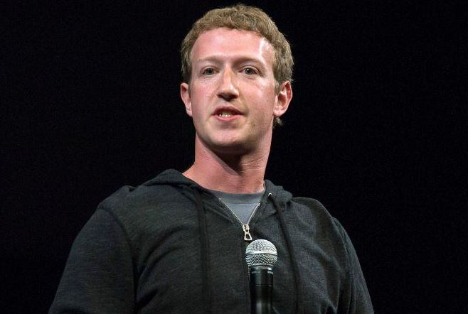 Η πρωτοχρονιάτικη φωτογραφία του Zuckerberg