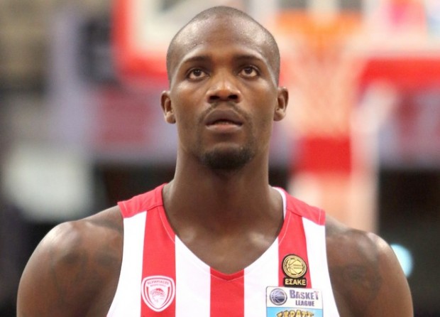 Παρελθόν για τον Ολυμπιακό ο Τζέιμς