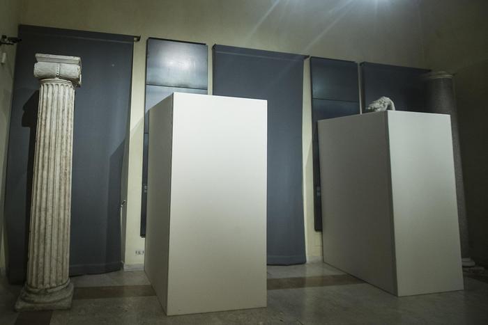 Αντιδράσεις για την κάλυψη των γυμνών αγαλμάτων στη Ρώμη