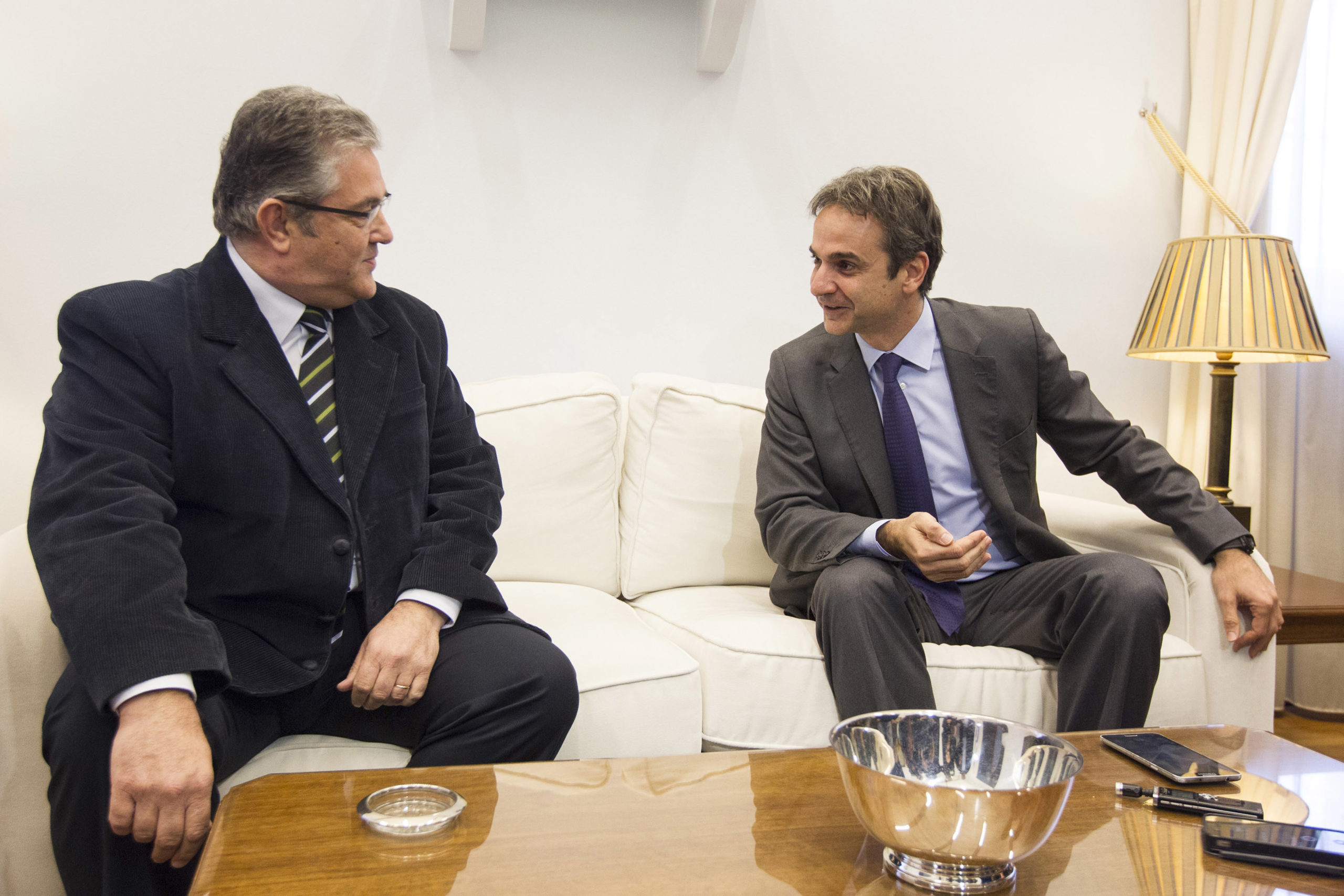 Τι συζήτησαν Μητσοτάκης – Κουτσούμπας