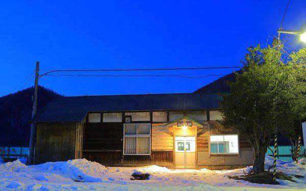 perierga.gr - Σταθμός τρένου στην Ιαπωνία λειτουργεί για έναν επιβάτη! perierga.gr - Σταθμός τρένου στην Ιαπωνία λειτουργεί για έναν επιβάτη!