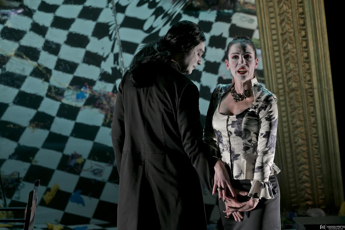 Αποκλειστικός «Ταρτούφος»