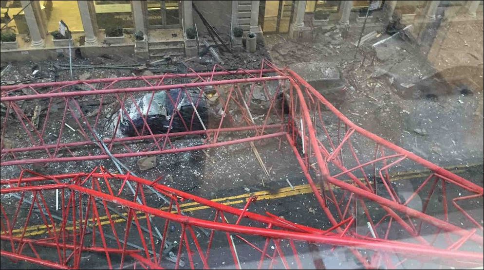 Καρέ καρέ η πτώση του γερανού στο Μανχάταν – ΒΙΝΤΕΟ