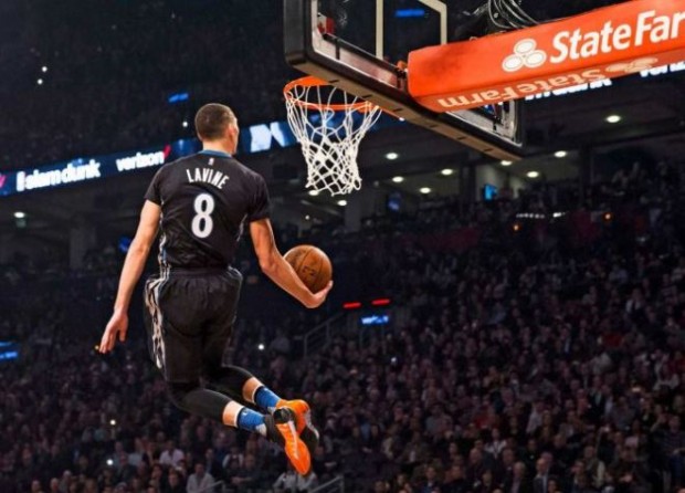 Ο Λαβίν ήταν ο μεγάλος νικητής στον διαγωνισμό καρφωμάτων – BINTEO