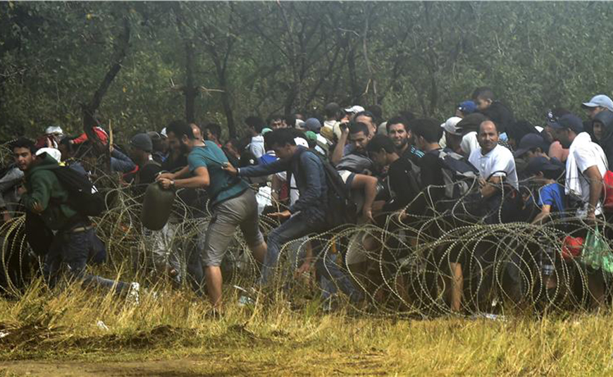 Δραματική έκκληση του Μητροπολίτη Αυστρίας για το προσφυγικό