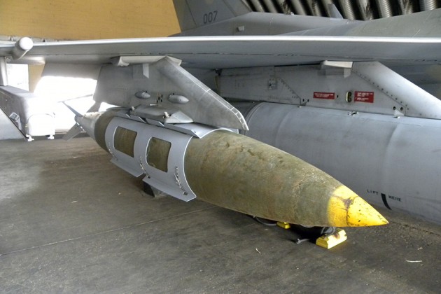 ΗΠΑ: Αγοράζουν «έξυπνες» βόμβες και πυραύλους λόγω ISIS