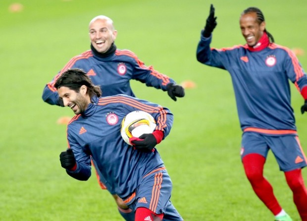 Με απουσίες και αλλαγές ο Ολυμπιακός