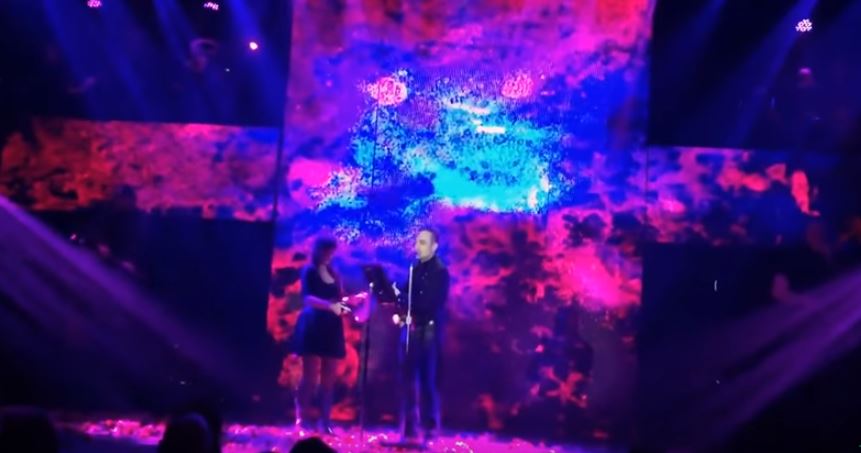 Ο Σφακιανάκης για τον Παντελίδη: Τον περίμενα στο καμαρίνι αλλά ντρεπόταν – ΒΙΝΤΕΟ