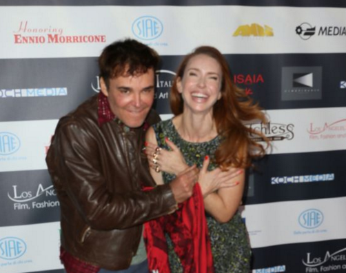 Το αποκαλυπτικό ατύχημα ηθοποιού στο κόκκινο χαλί – ΦΩΤΟ – ΒΙΝΤΕΟ