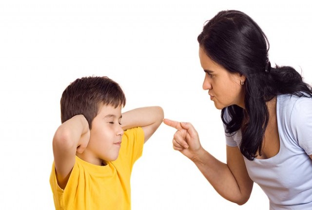 Φράσεις που δεν πρέπει να λέτε στα παιδιά