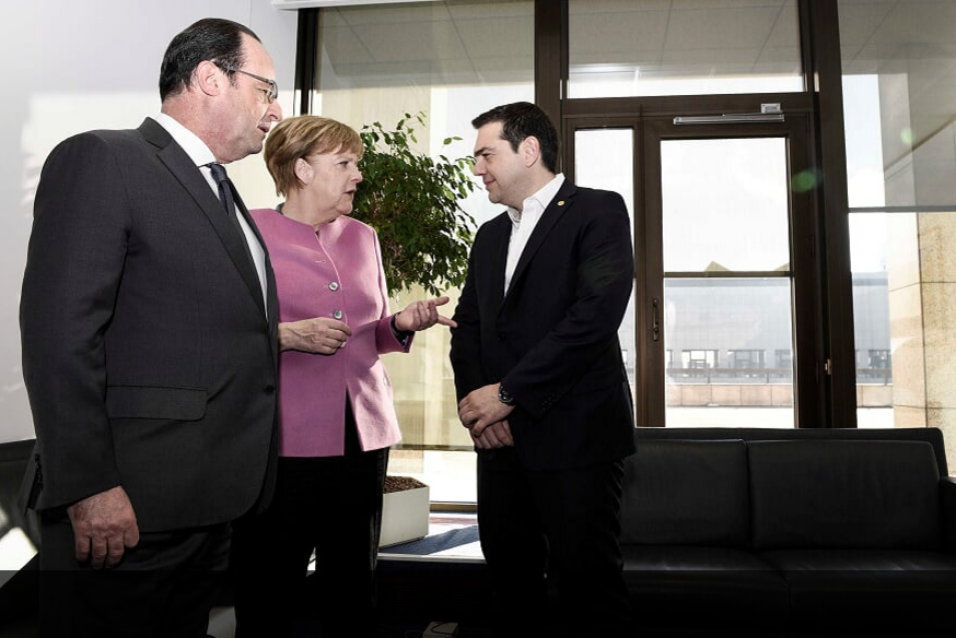Εφ’ όλης της ύλης η συνάντηση Τσίπρα με Μέρκελ και Ολάντ