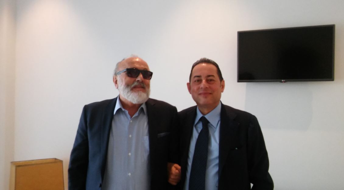 Συνάντηση του Κουρουμπλή με τον Πιτέλα για το προσφυγικό και την αξιολόγηση