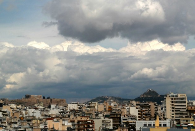 Άνοδος της θερμοκρασίας, μικρή επιδείνωση την Τρίτη