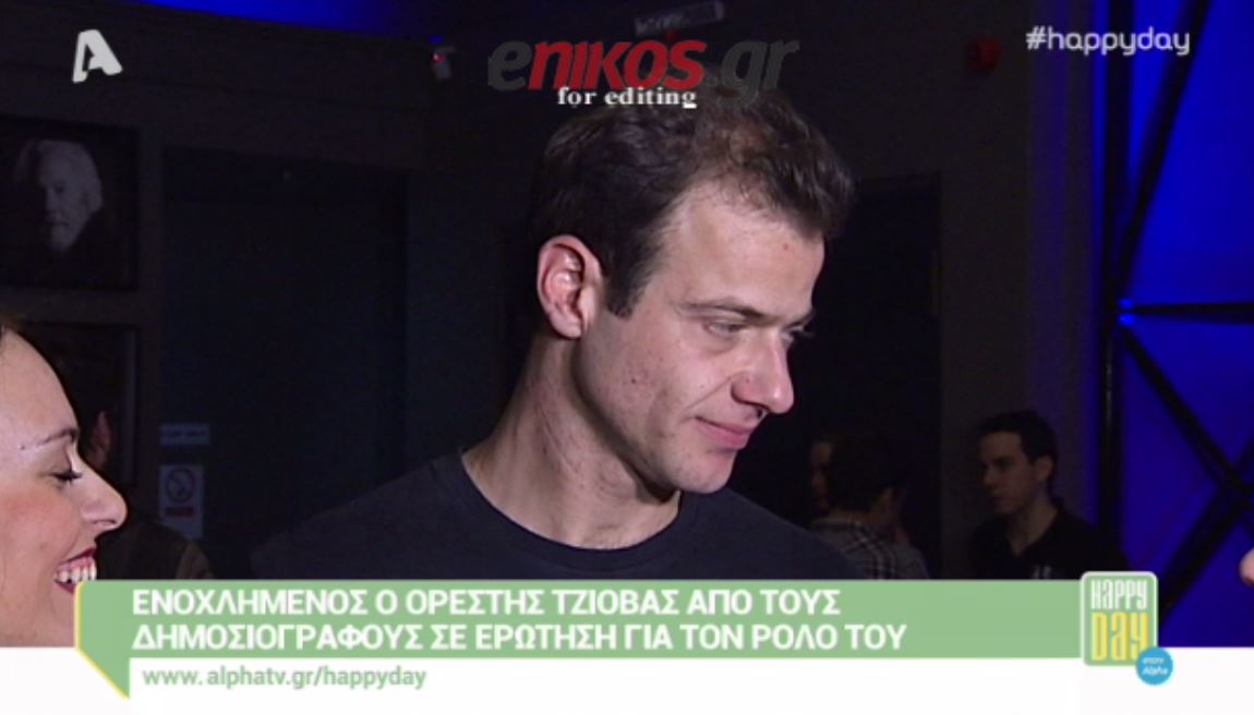 Η ενόχληση του Τζιόβα με τις ερωτήσεις των δημοσιογράφων – ΒΙΝΤΕΟ