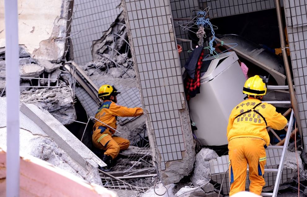 Ταϊβάν – Απεγκλωβίστηκε 20χρονος από τα συντρίμμια