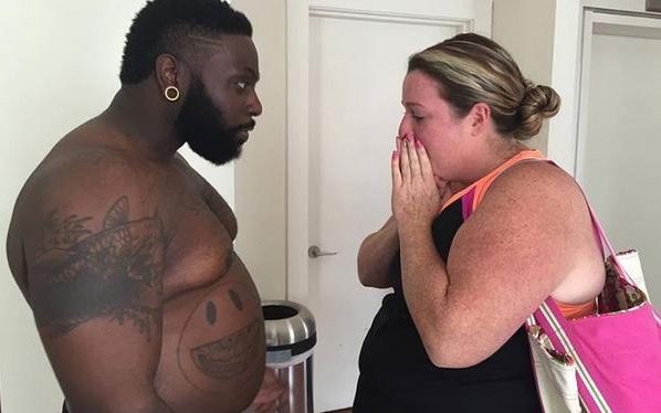 Γυμναστής πήρε 25 κιλά… για να βοηθήσει την πελάτισσά του – ΦΩΤΟ