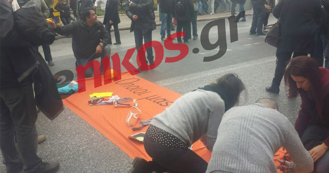 Ετοιμάζουν πανό με γραβάτες και τρακτέρ – ΦΩΤΟ – ΤΩΡΑ