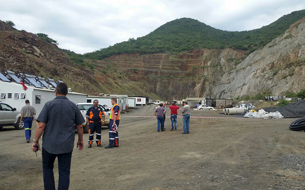 Κατέρρευσε ορυχείο στη Νότιο Αφρική – Παγιδευμένοι 110 εργάτες – ΦΩΤΟ