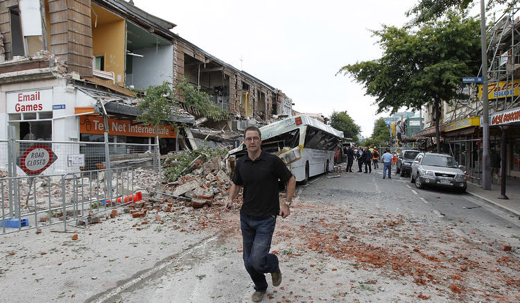 Ασύλληπτες στιγμές την ώρα του σεισμού στη Νέα Ζηλανδία – ΒΙΝΤΕΟ