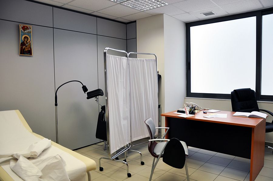 Πληρώνουν τους γιατρούς με λάδι, κρέας και πίτες