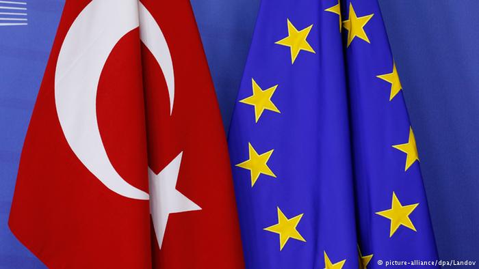 Έκτακτη συνάντηση Ευρωπαϊκής Ένωσης – Τουρκίας για το προσφυγικό
