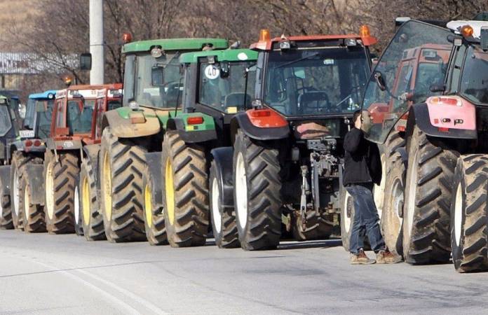 Αποχώρησαν οι αγρότες της Τριφυλίας από το μπλόκο του Καλού Νερού