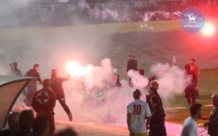 Σοβαρά επεισόδια στον τελικό κυπέλλου Δωδεκανήσου – ΦΩΤΟ