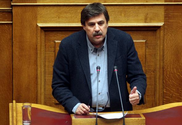 Ξανθός: Το νομοσχέδιο διέπεται από τις αρχές της ισότητας και της αλληλεγγύης