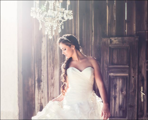 Γιατί οι νύφες φορούν λευκό νυφικό