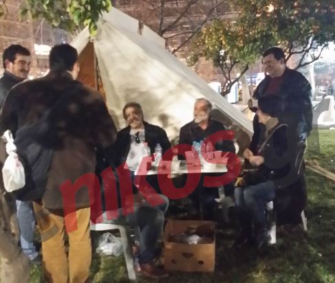 Σε σκηνές στο Σύνταγμα θα διανυκτερεύσουν οι αγρότες – ΦΩΤΟ