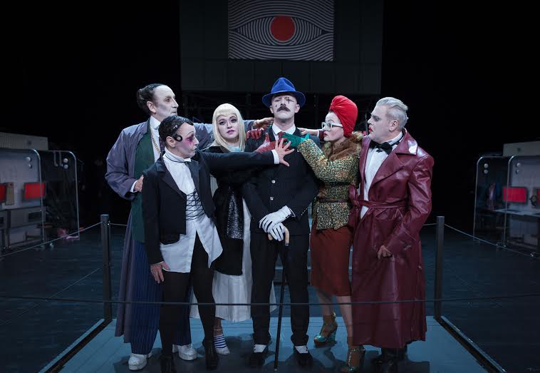 Αυλαία και πάμε…Όπερα!