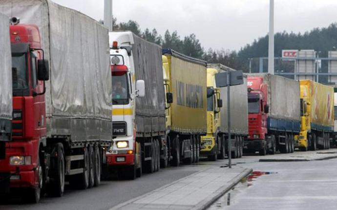 Στους δρόμους και οι φορτηγατζήδες – Απεργία διαρκείας από τις 4 Φεβρουαρίου