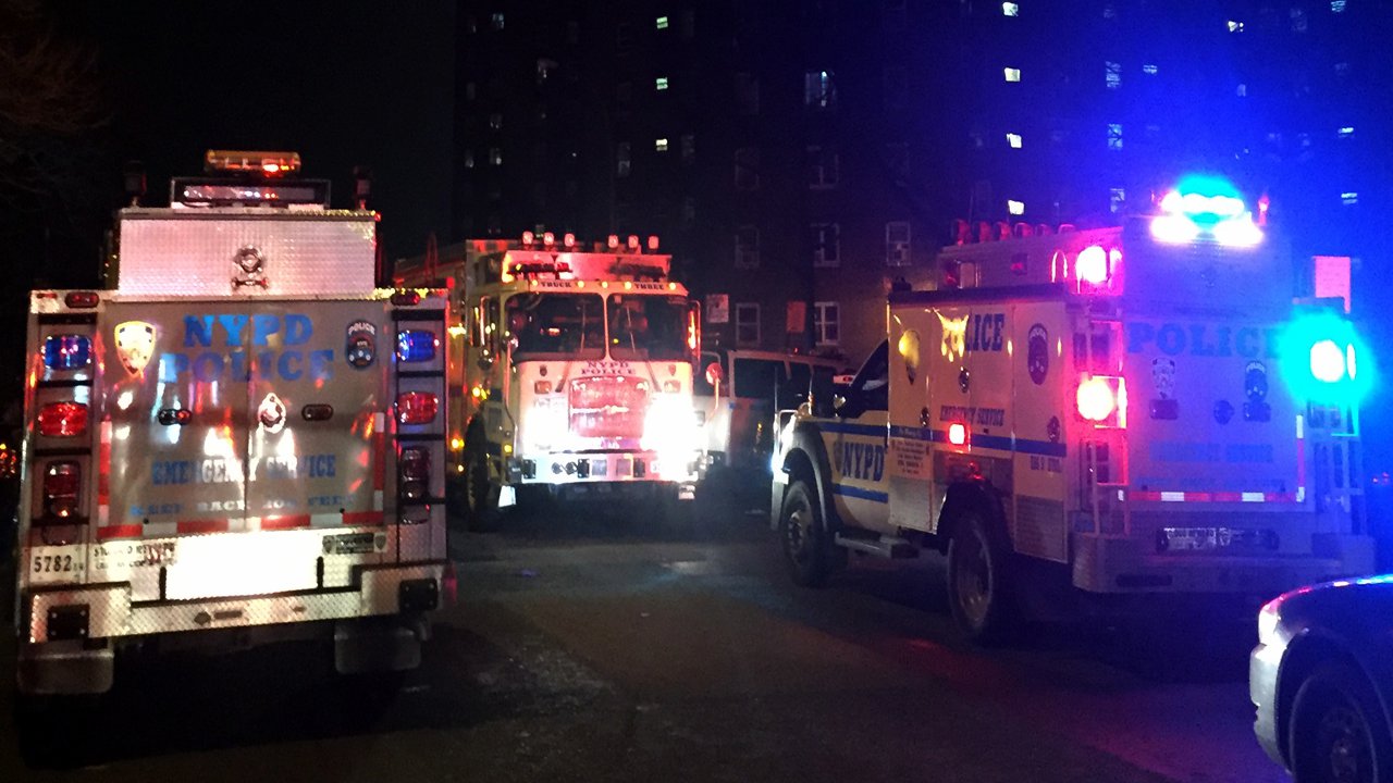 Δυο αστυνομικοί τραυματίες κοντά σε ομιλία του δημάρχου της Νέας Υόρκης – ΦΩΤΟ