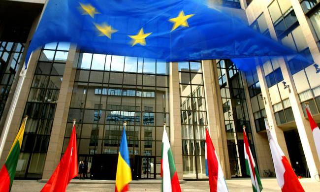 Brexit και προσφυγικό στο τραπέζι της Συνόδου Κορυφής