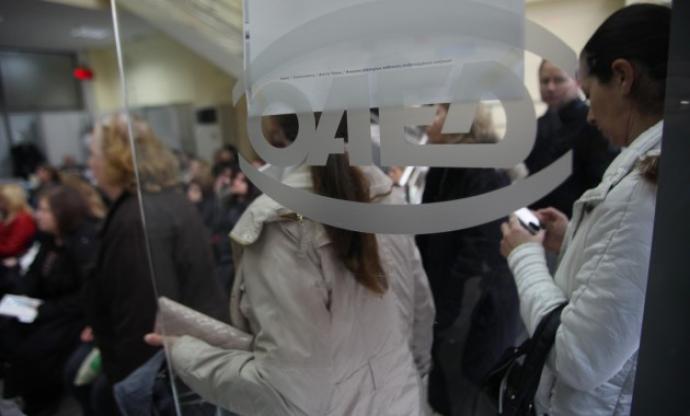 Δείτε πώς θα προσληφθούν 18.500 άνεργοι σε 49 δήμους