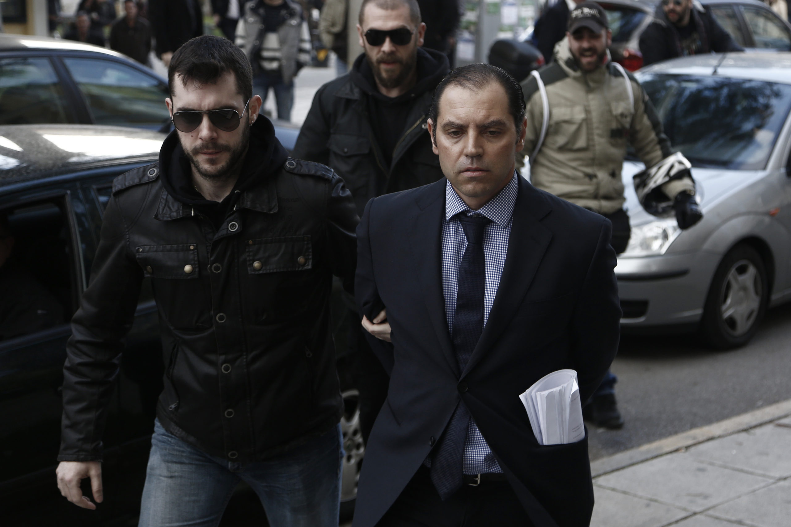 Στον Εισαγγελέα ο εκδότης και οι δύο δημοσιογράφοι – ΦΩΤΟ