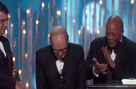 Βραβείο καλύτερης μουσικής στον Ένιο Μορικόνε – ΒΙΝΤΕΟ