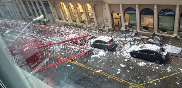 Ένας νεκρός και δύο σοβαρά τραυματίες από την πτώση του γερανού στο Μανχάταν – ΒΙΝΤΕΟ