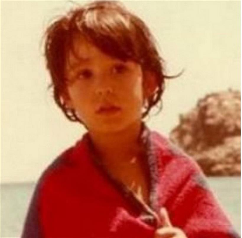 Αναγνωρίζετε την ηθοποιό της φωτογραφίας; – ΦΩΤΟ